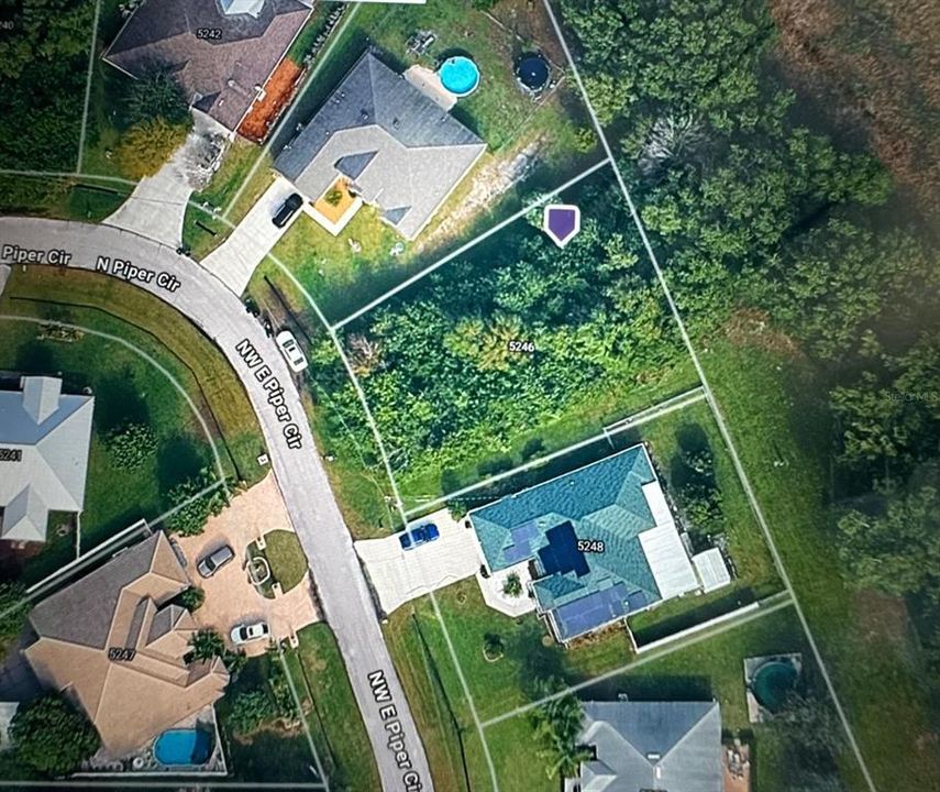 На продажу: $165,000 (0.24 acres)