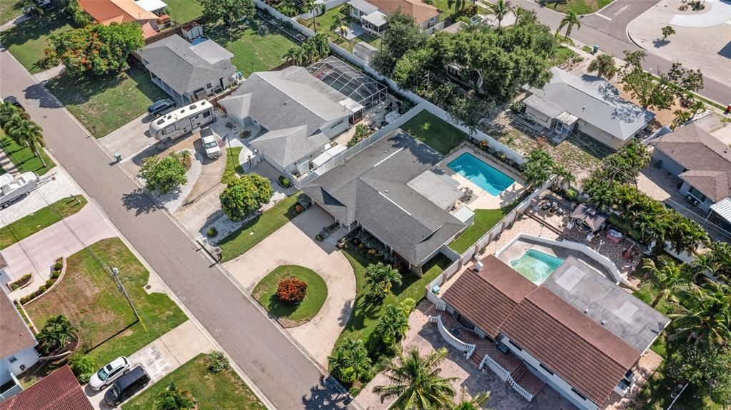 На продажу: $729,900 (4 спален, 3 ванн, 2116 Квадратных фут)
