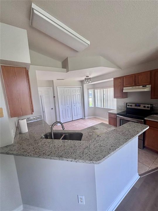 En Renta: $1,895 (3 camas, 2 baños, 1362 Pies cuadrados)