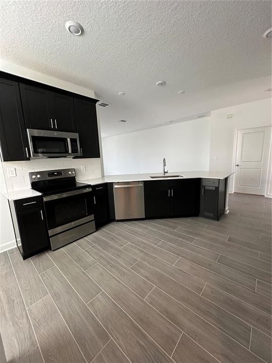 В аренду: $2,950 (4 спален, 3 ванн, 2109 Квадратных фут)