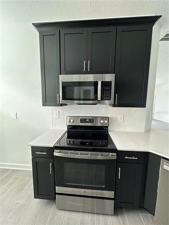В аренду: $2,950 (4 спален, 3 ванн, 2109 Квадратных фут)