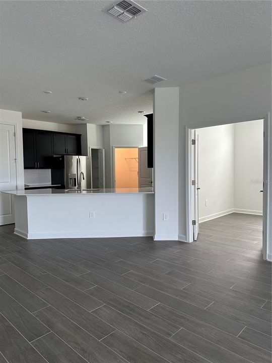 В аренду: $2,950 (4 спален, 3 ванн, 2109 Квадратных фут)
