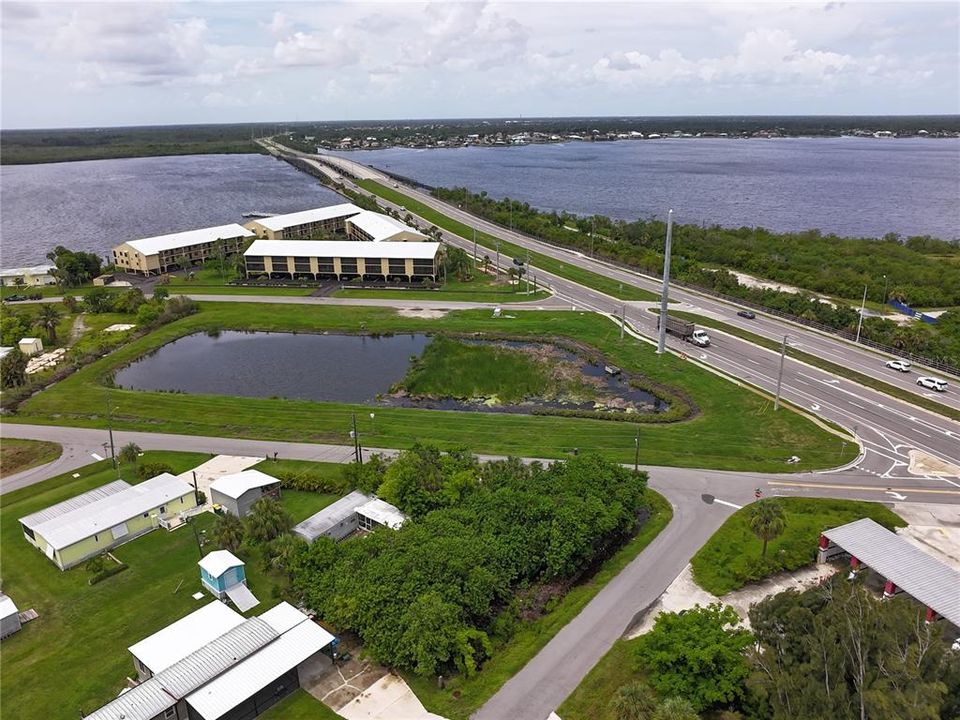 На продажу: $49,000 (0.14 acres)