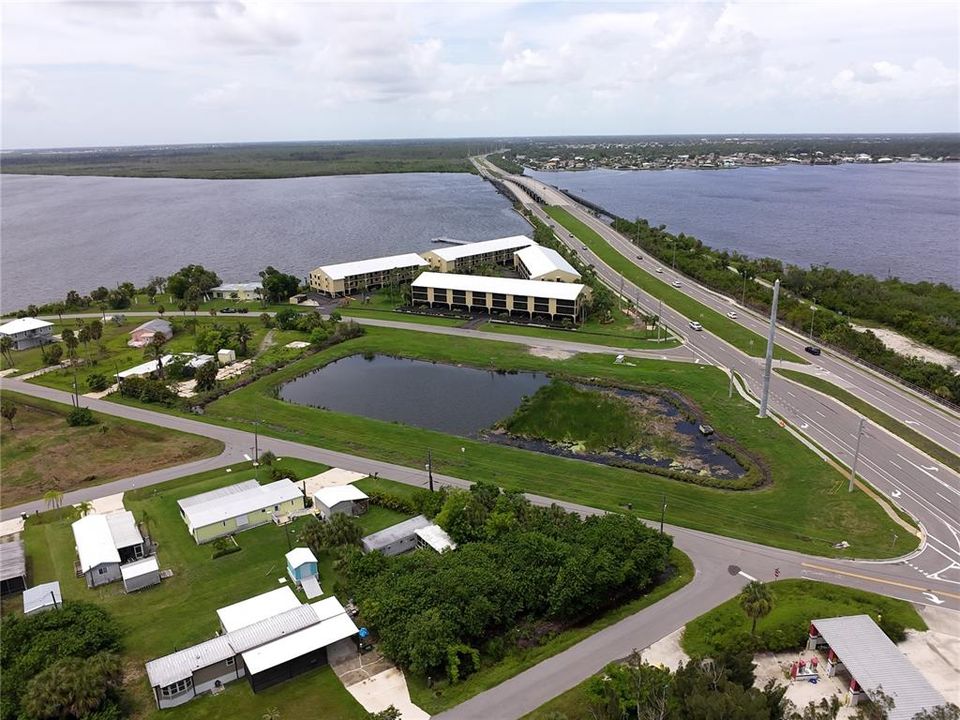 На продажу: $49,000 (0.14 acres)