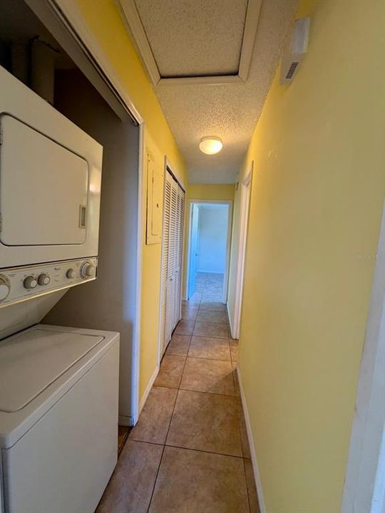 В аренду: $1,675 (2 спален, 1 ванн, 935 Квадратных фут)