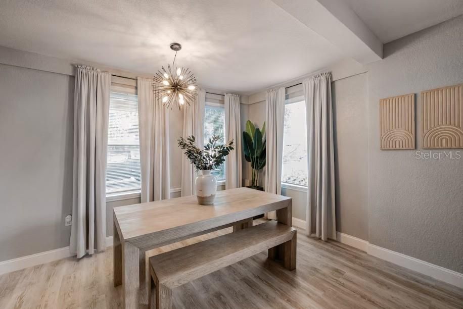 В аренду: $2,650 (2 спален, 1 ванн, 828 Квадратных фут)