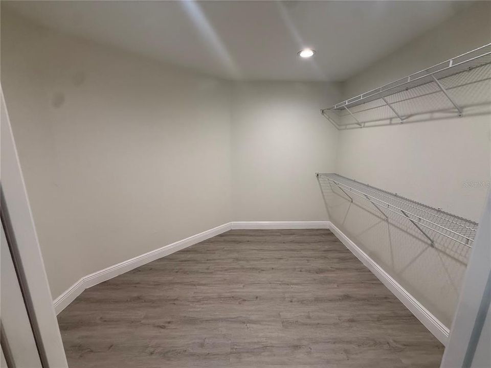 En Renta: $2,500 (3 camas, 3 baños, 2251 Pies cuadrados)