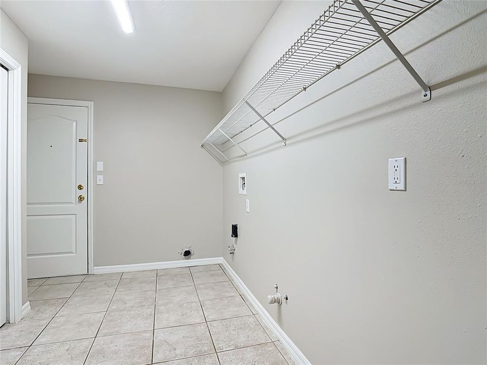 En Venta: $529,900 (4 camas, 3 baños, 2772 Pies cuadrados)