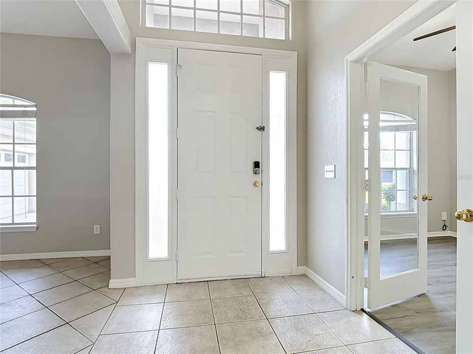 En Venta: $529,900 (4 camas, 3 baños, 2772 Pies cuadrados)