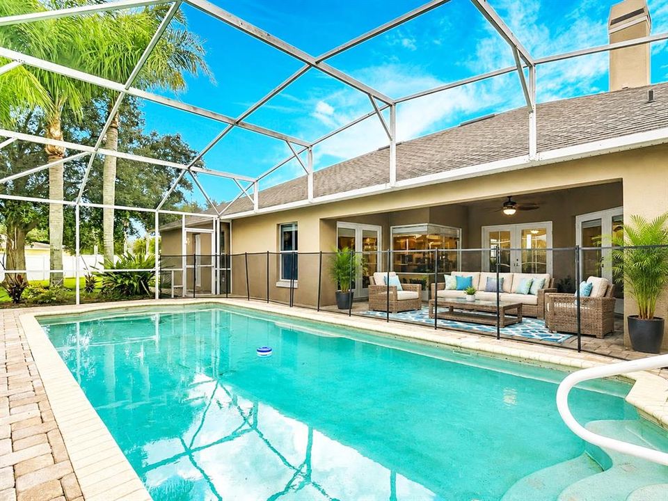 En Venta: $529,900 (4 camas, 3 baños, 2772 Pies cuadrados)