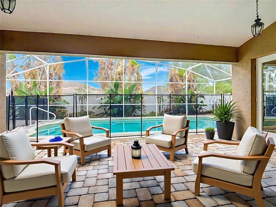 En Venta: $529,900 (4 camas, 3 baños, 2772 Pies cuadrados)