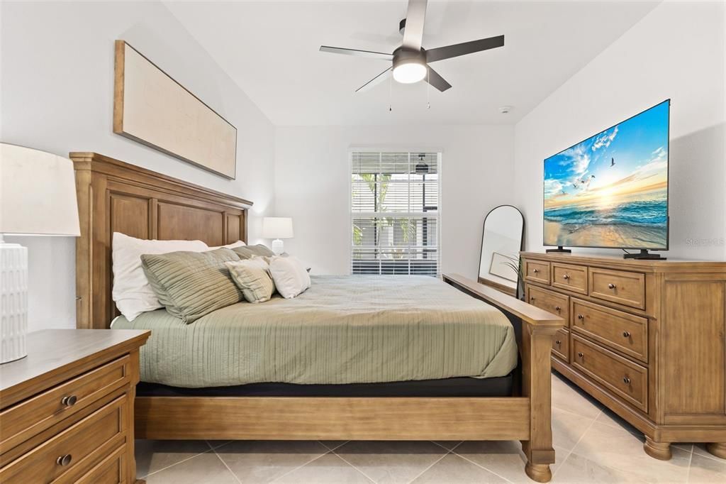 For Rent: $2,750 (2 beds, 2 baths, 1569 Square Feet)