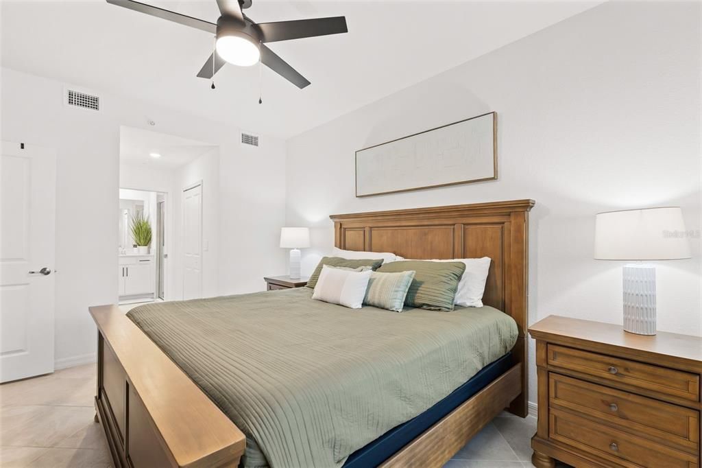 For Rent: $2,750 (2 beds, 2 baths, 1569 Square Feet)