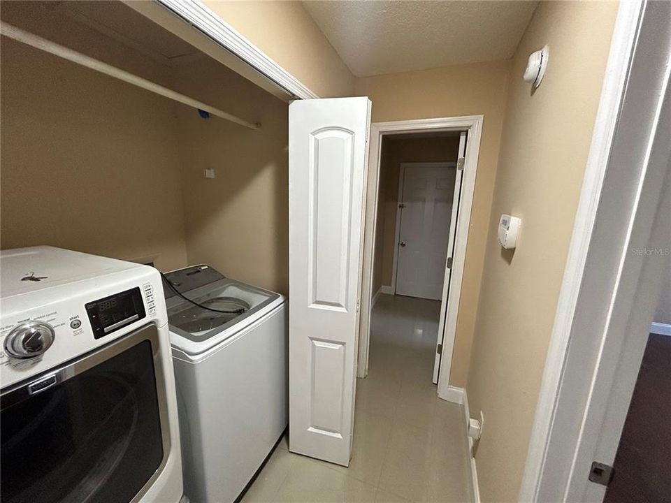На продажу: $315,000 (2 спален, 2 ванн, 1477 Квадратных фут)