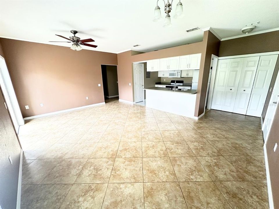 For Rent: $1,500 (2 beds, 2 baths, 1017 Square Feet)