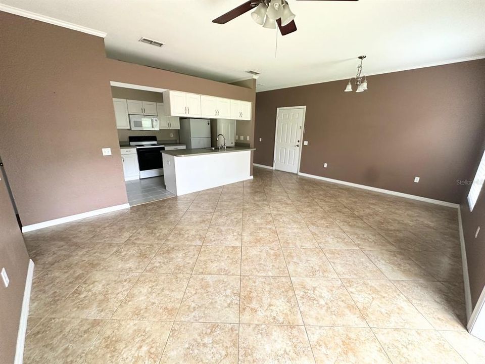 For Rent: $1,500 (2 beds, 2 baths, 1017 Square Feet)