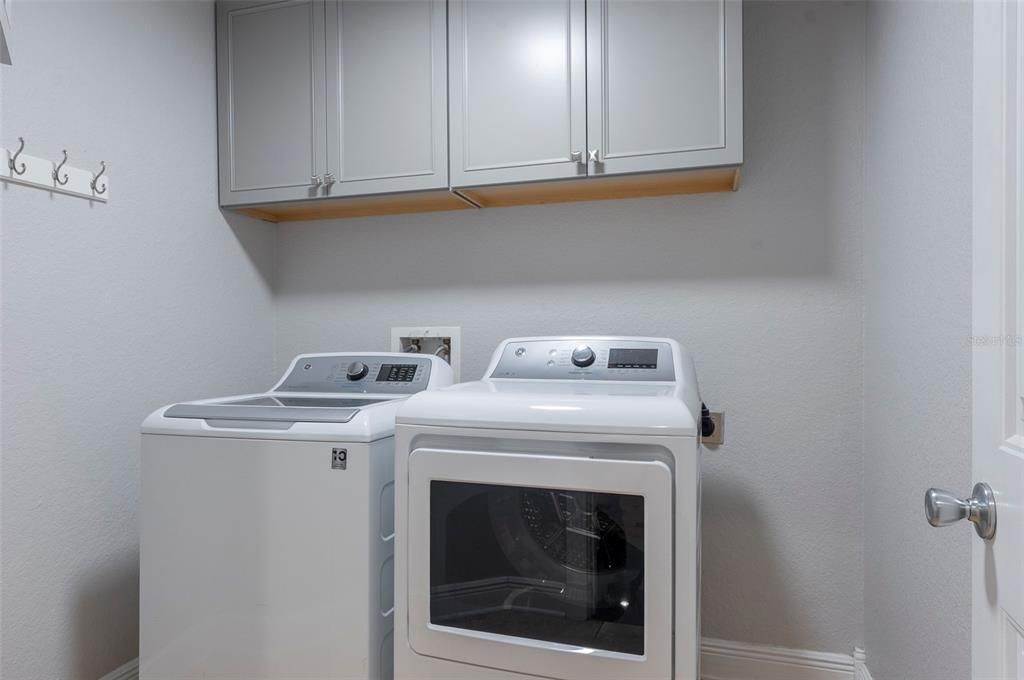 For Rent: $5,800 (4 beds, 2 baths, 2574 Square Feet)