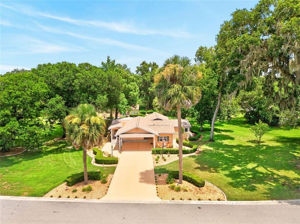 En Venta: $545,850 (2 camas, 2 baños, 1898 Pies cuadrados)