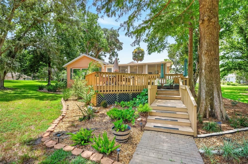 En Venta: $545,850 (2 camas, 2 baños, 1898 Pies cuadrados)