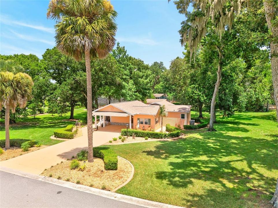 En Venta: $545,850 (2 camas, 2 baños, 1898 Pies cuadrados)