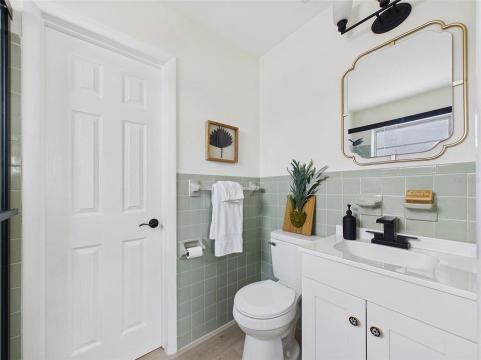 For Sale: $450,000 (2 beds, 2 baths, 1415 Square Feet)