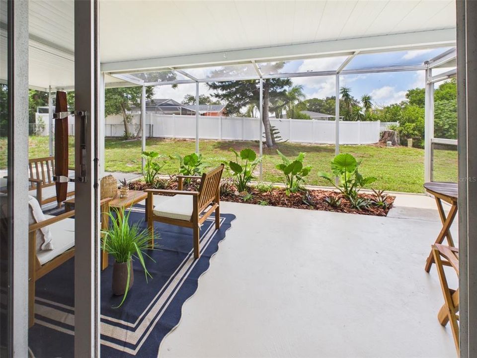 For Sale: $450,000 (2 beds, 2 baths, 1415 Square Feet)