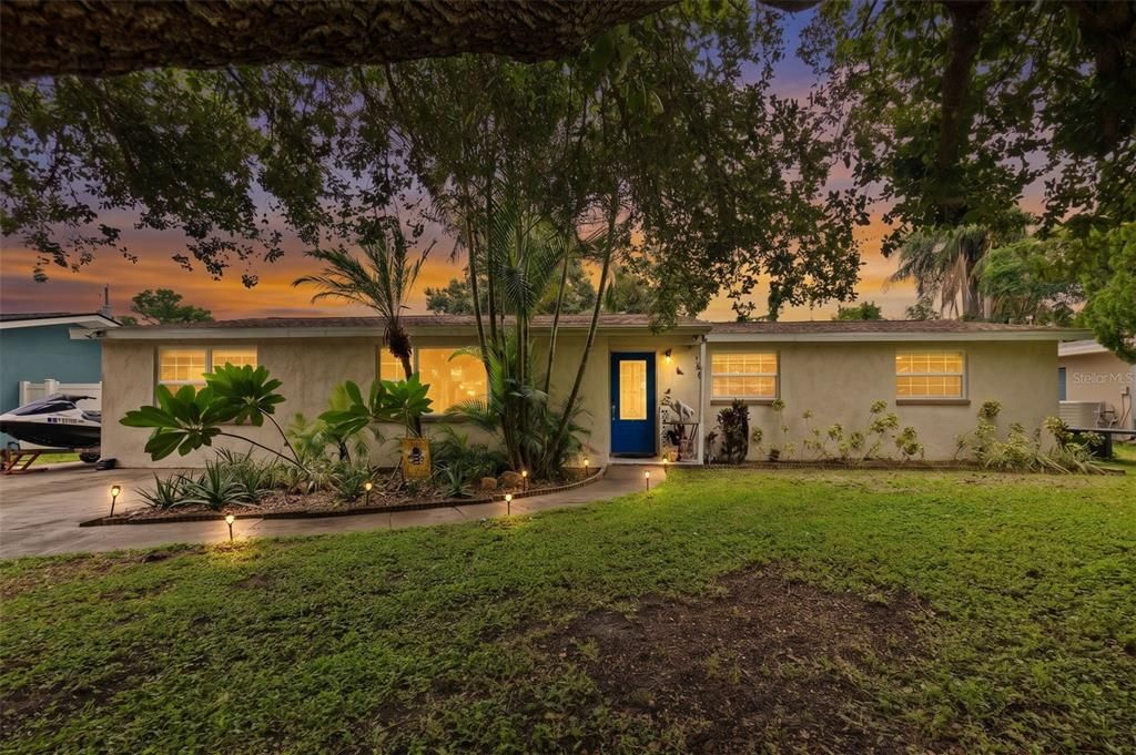 : $400,000 (4 beds, 2 baths, 1473 Square Feet)