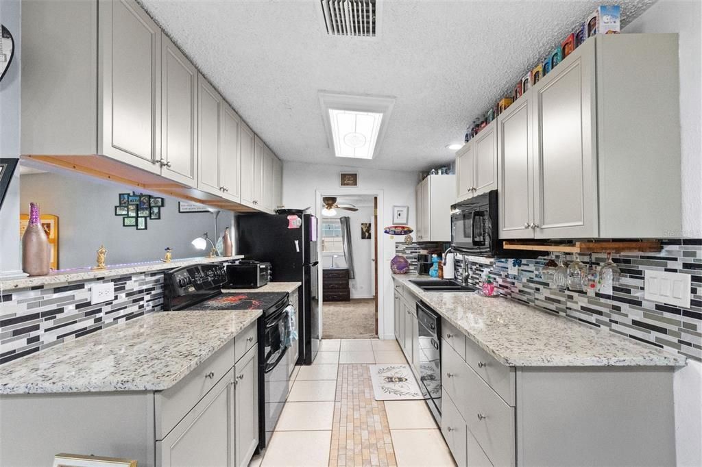 : $400,000 (4 beds, 2 baths, 1473 Square Feet)