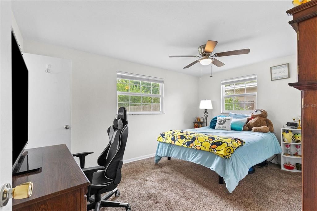 : $400,000 (4 beds, 2 baths, 1473 Square Feet)