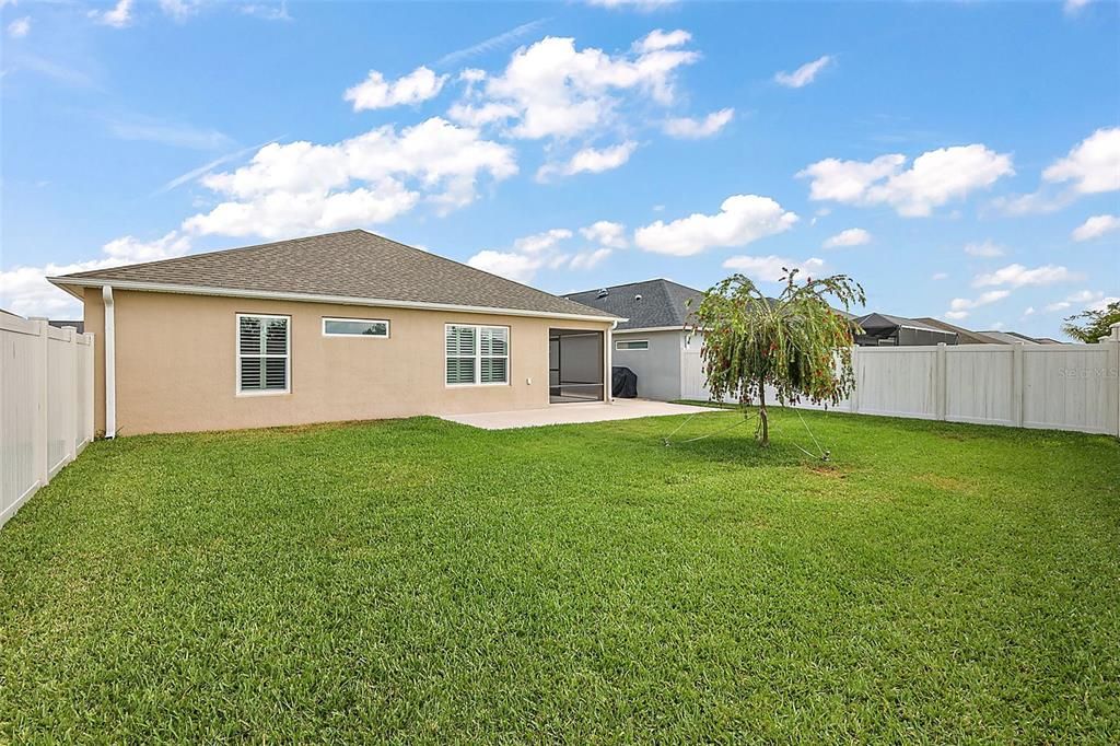 : $2,600 (3 beds, 2 baths, 1630 Square Feet)