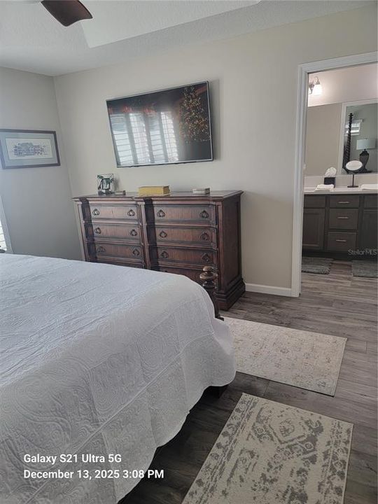 : $2,600 (3 beds, 2 baths, 1630 Square Feet)