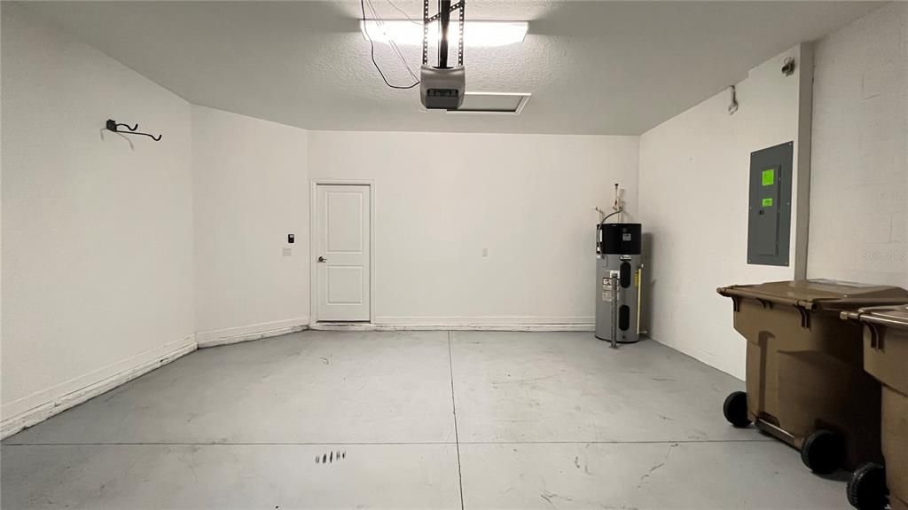En Venta: $470,000 (5 camas, 3 baños, 2425 Pies cuadrados)