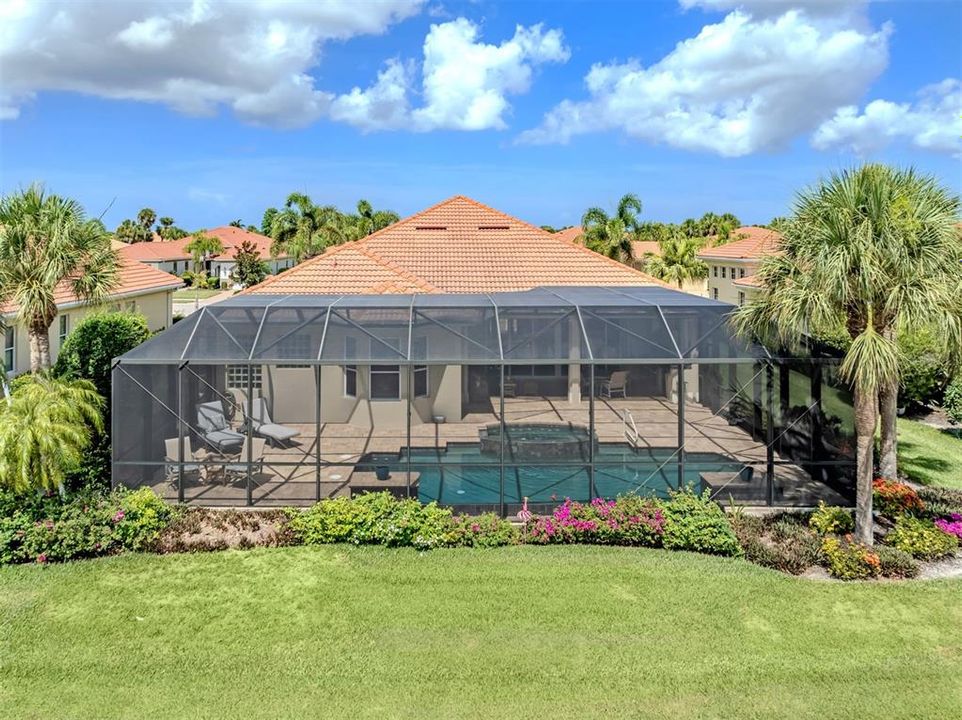 Activo con contrato: $799,999 (3 camas, 2 baños, 2393 Pies cuadrados)