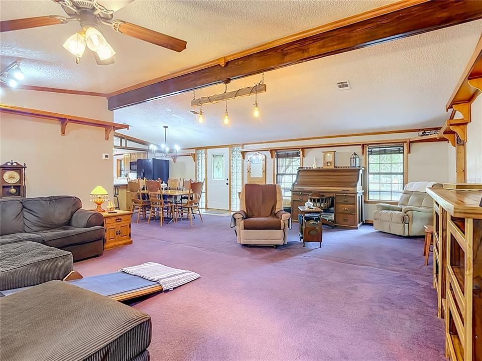 En Venta: $289,000 (2 camas, 2 baños, 1080 Pies cuadrados)