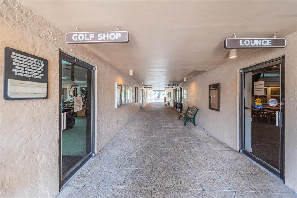 For Sale: $149,900 (2 beds, 2 baths, 923 Square Feet)