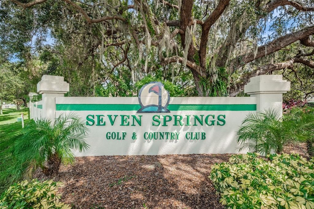 For Sale: $149,900 (2 beds, 2 baths, 923 Square Feet)