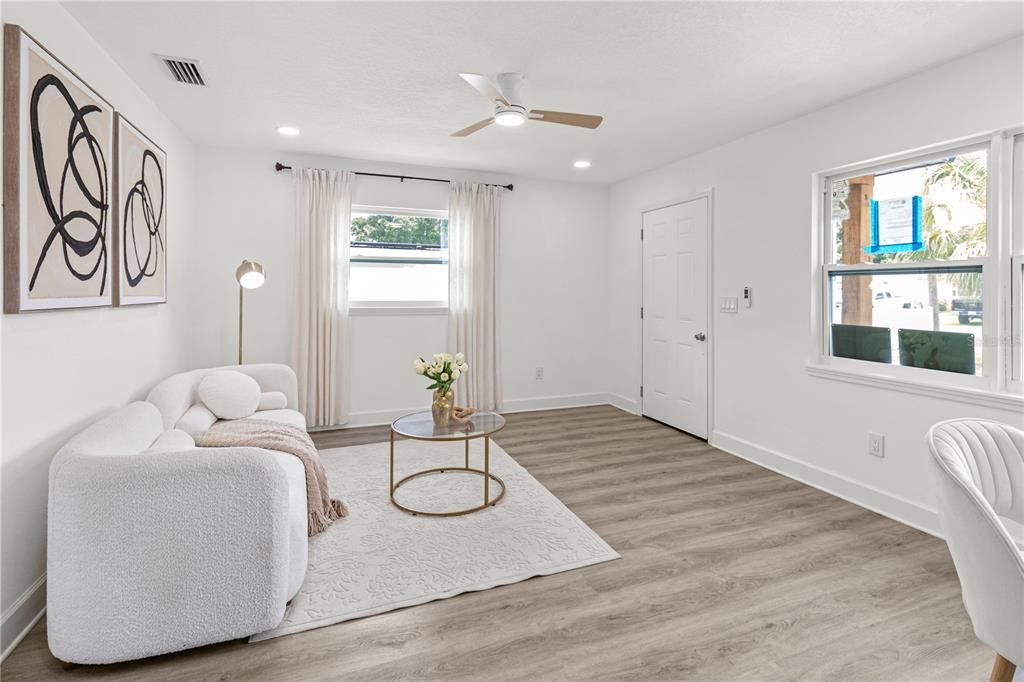 For Sale: $499,000 (4 beds, 2 baths, 1493 Square Feet)