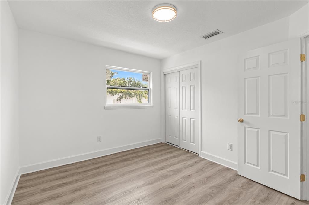 For Sale: $499,000 (4 beds, 2 baths, 1493 Square Feet)