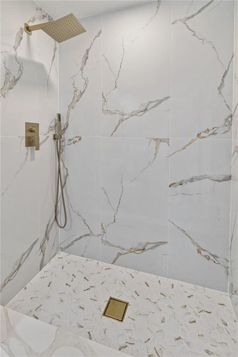 For Sale: $499,000 (4 beds, 2 baths, 1493 Square Feet)