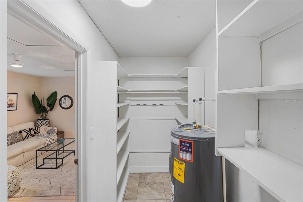 В аренду: $2,545 (3 спален, 2 ванн, 1566 Квадратных фут)