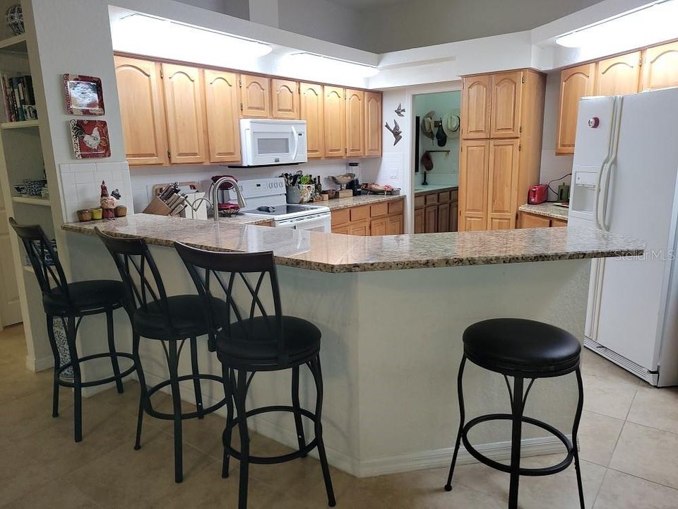 En Venta: $1,320,000 (3 camas, 2 baños, 2703 Pies cuadrados)