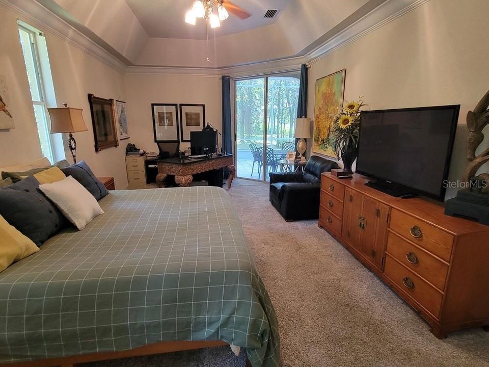 En Venta: $1,320,000 (3 camas, 2 baños, 2703 Pies cuadrados)