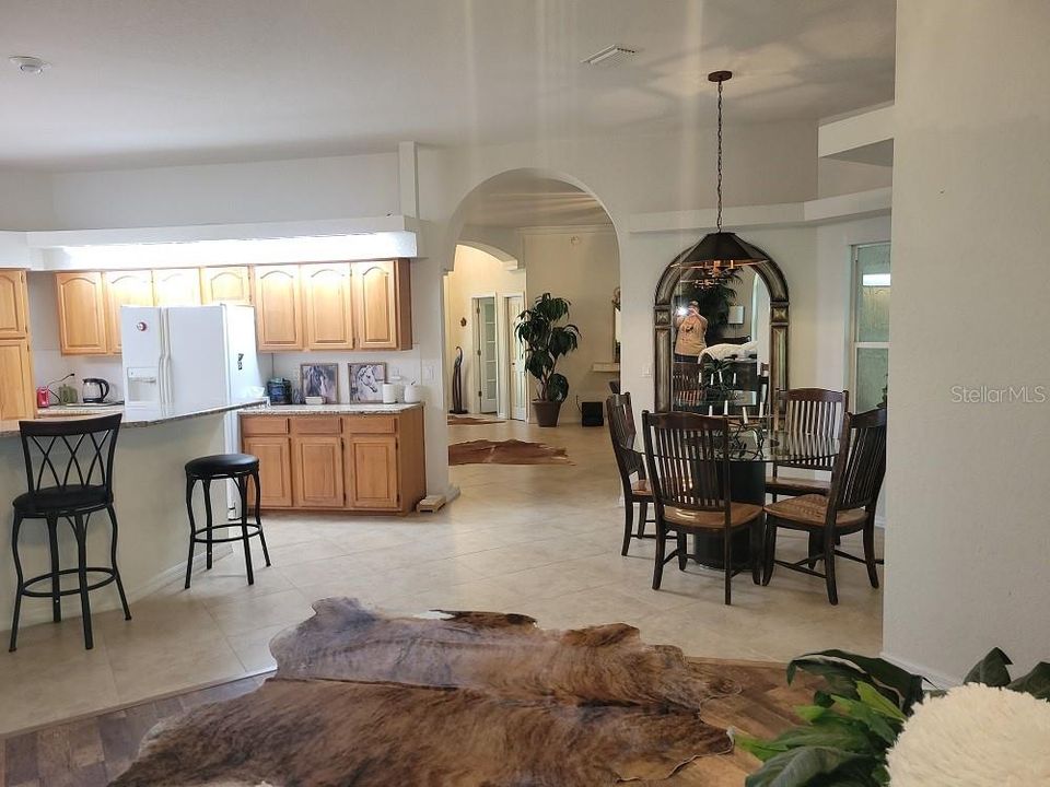 En Venta: $1,320,000 (3 camas, 2 baños, 2703 Pies cuadrados)