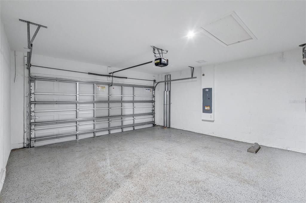 На продажу: $350,000 (3 спален, 2 ванн, 1592 Квадратных фут)