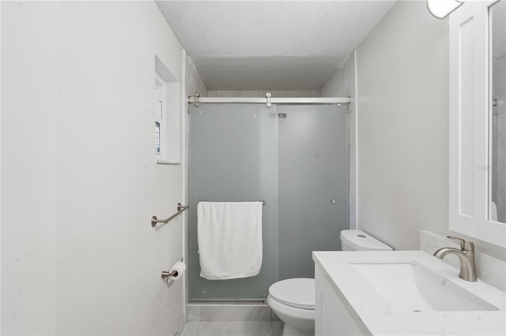 На продажу: $259,900 (3 спален, 2 ванн, 1188 Квадратных фут)
