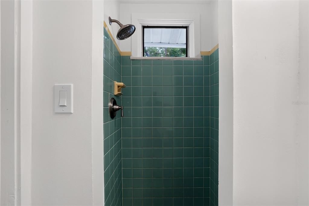 En Venta: $464,900 (3 camas, 2 baños, 1480 Pies cuadrados)
