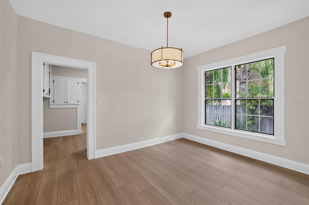 En Venta: $464,900 (3 camas, 2 baños, 1480 Pies cuadrados)
