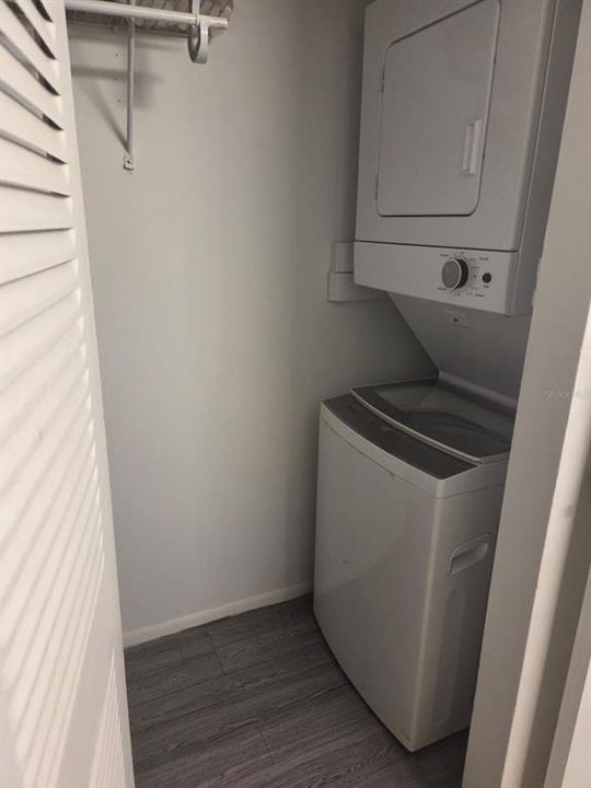 В аренду: $1,800 (2 спален, 1 ванн, 1007 Квадратных фут)