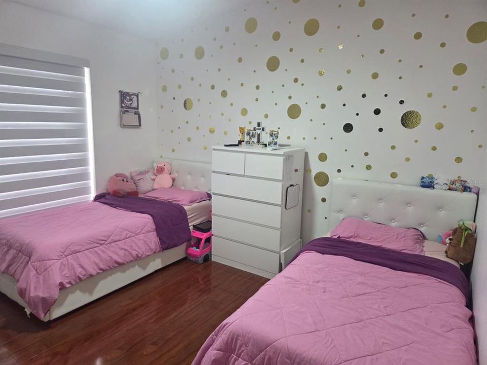 В аренду: $1,800 (2 спален, 1 ванн, 1007 Квадратных фут)