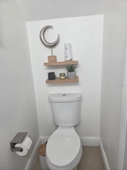 В аренду: $1,800 (2 спален, 1 ванн, 1007 Квадратных фут)